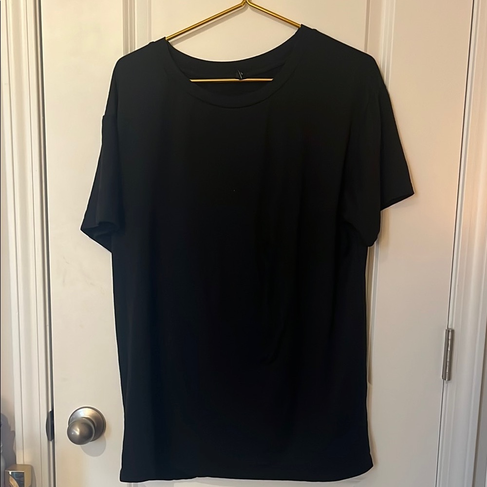 SHEIN Black Short Sleeve Crew Neck Tee